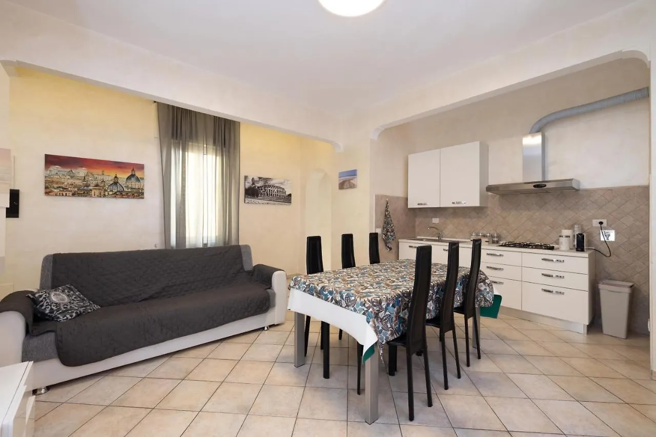 Roma Marine House Hotell Lido di Ostia 0*,