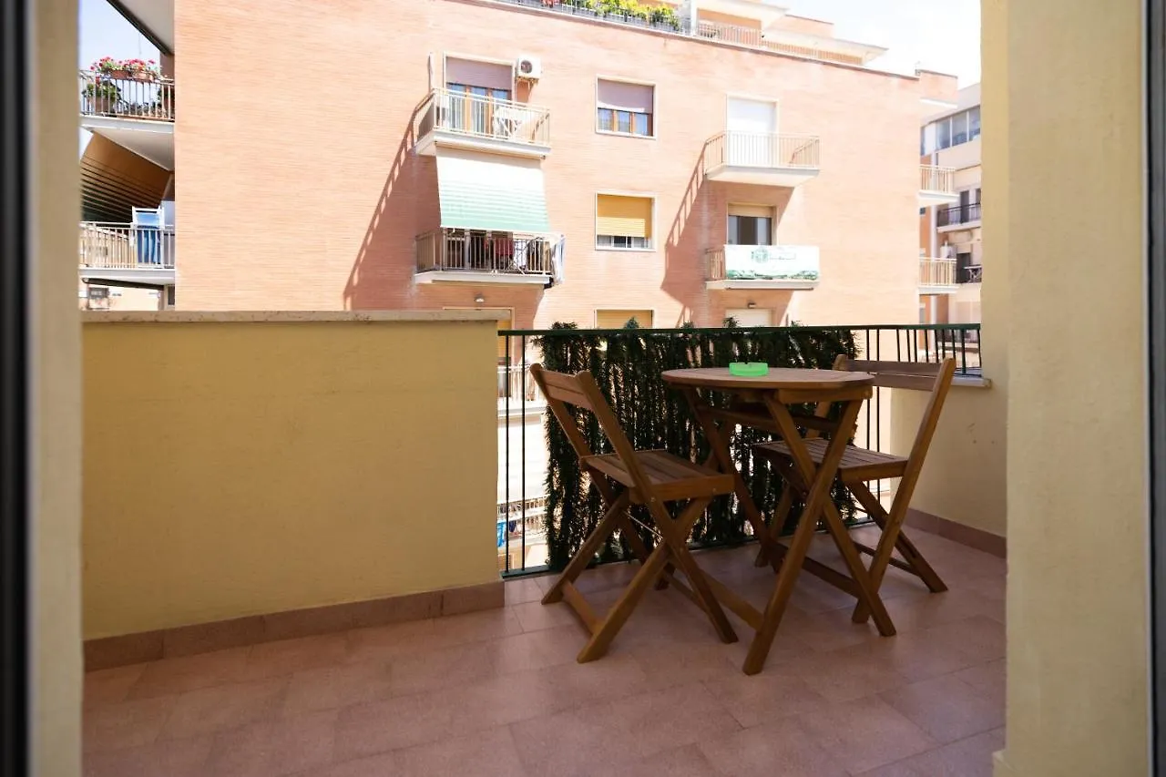 Guest house Roma Marine House Hotel Lido di Ostia